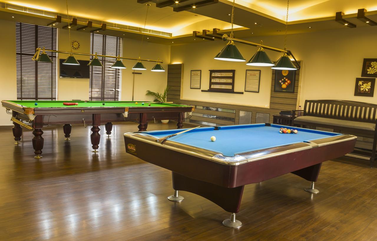 Club Florence Gurgaon Exteriör bild
